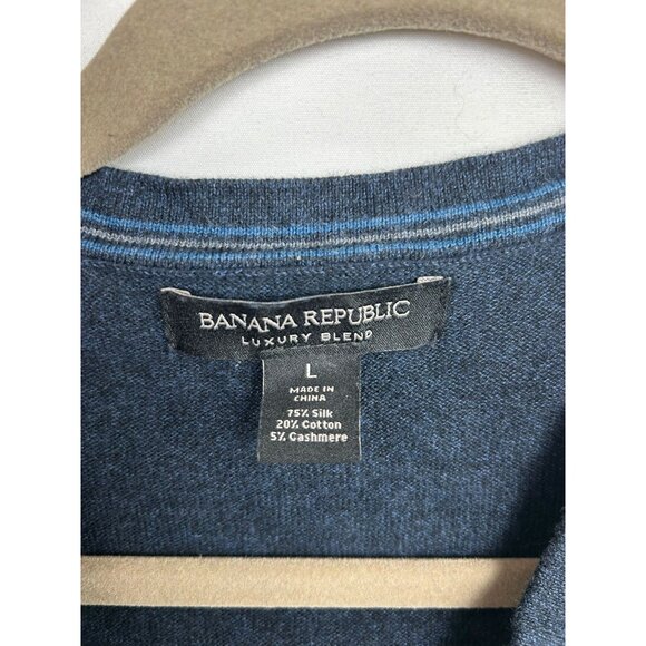 Banana Republic Luxury Blend Men's Sweater Large Classic Blue V-Neck - Picture 3 of 9